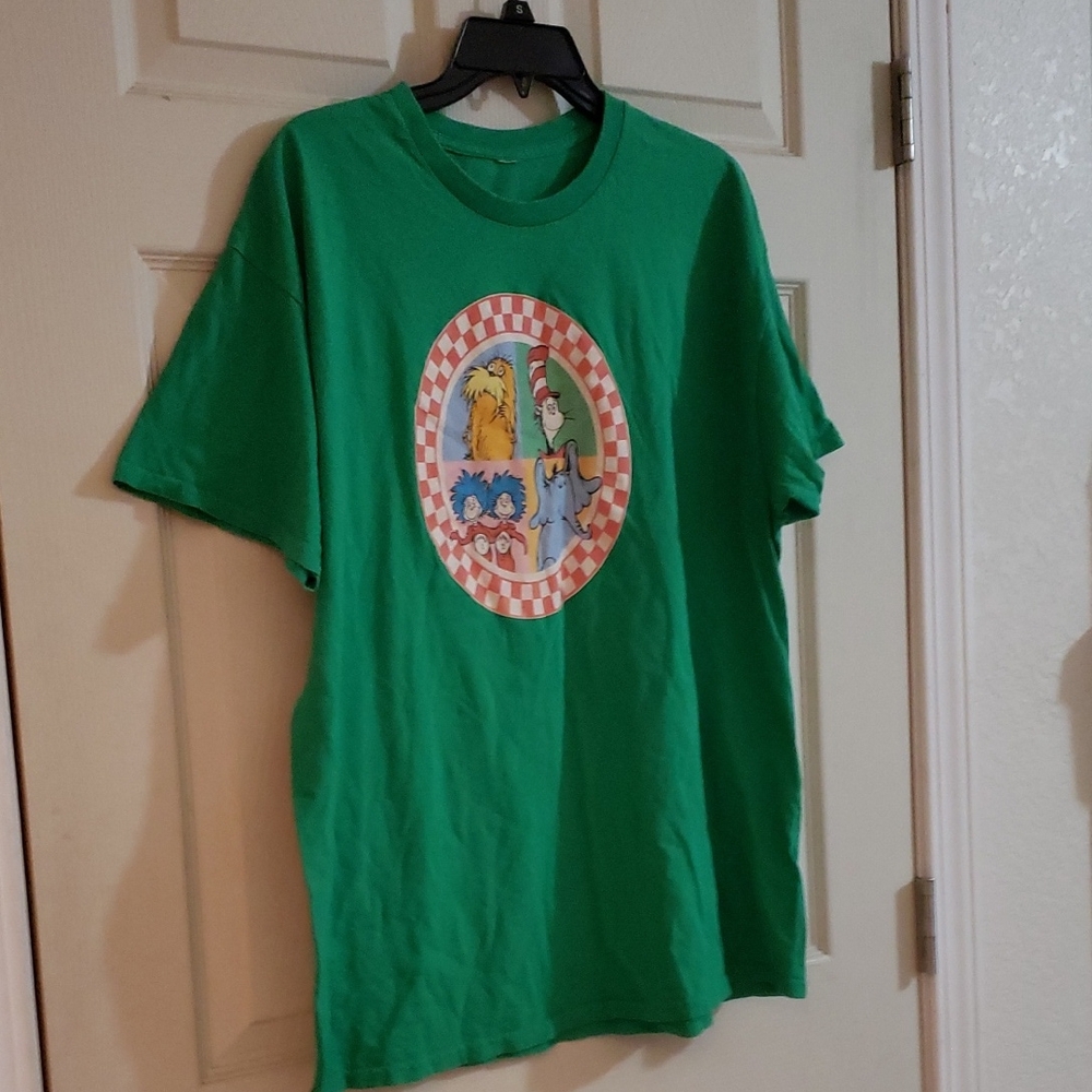 Green Vintage Dr Seuss Cat N Hat Men's T-Shirt Size XL Must Bundle 2+ @ $5 Each